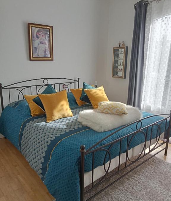 Chasseneuil-sur-Bonnieure House | Chambre privative avec salle d'eau
