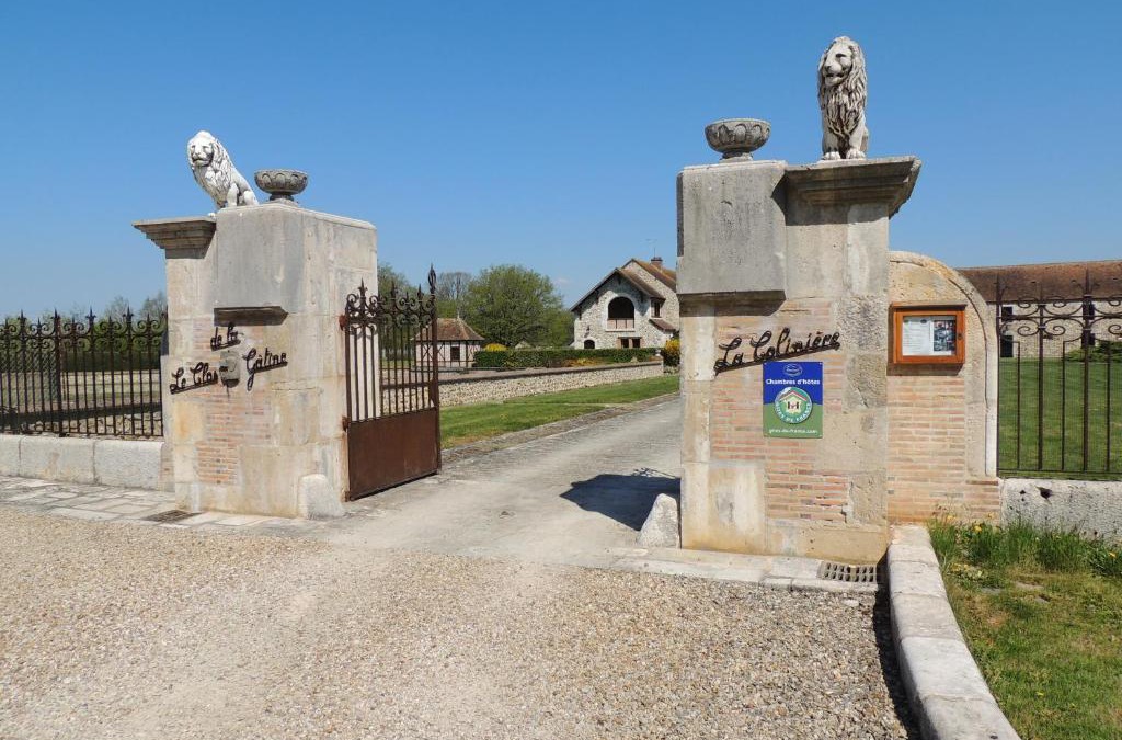 Batilly-en-Puisaye Bed & Breakfast | Chambres d'hôtes La Colinière