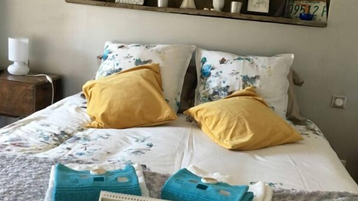 Chateau-Gontier Bed & Breakfast | Chambres d'hôtes les Perrettes