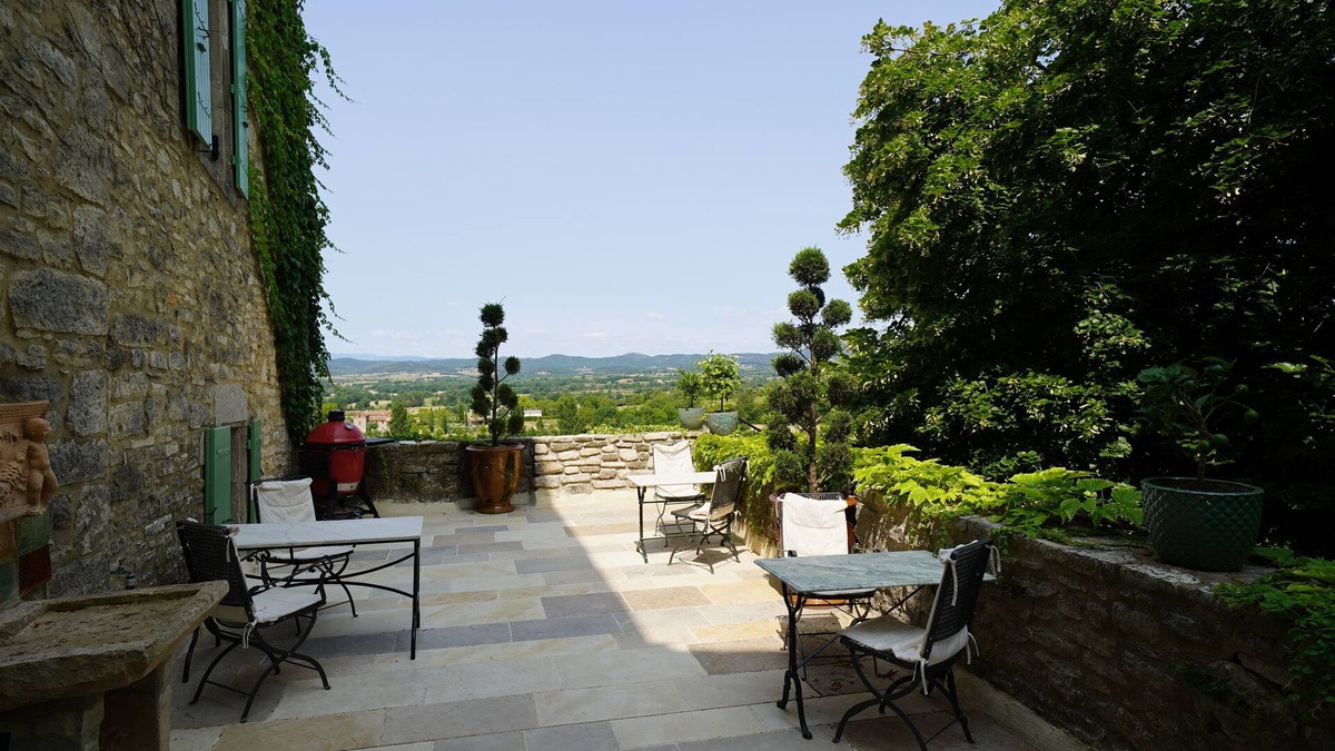 Barjac House | Chambres d'hôtes La Gourguille