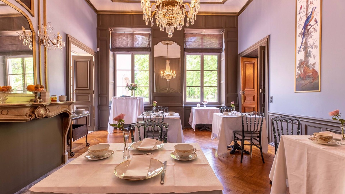 Charmeil Bed & Breakfast | Chambres D'hôtes Vichy : Château de Charmeil