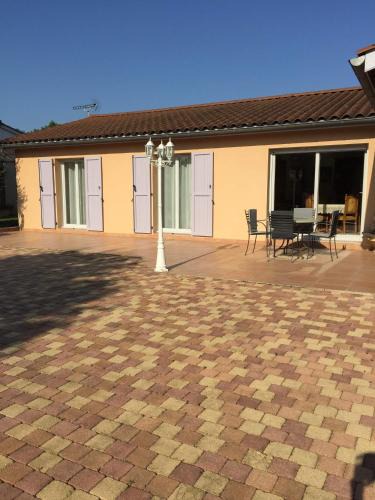 Saint-Georges-de-Reneins Bed & Breakfast | Chambres d'hôtes Chez Coco