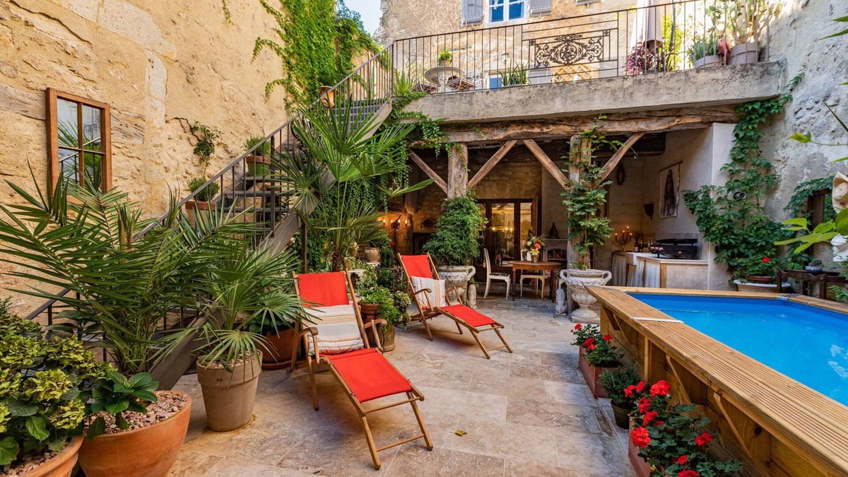 Condom House | Champagne House * - Luxury & charming oasis with pool