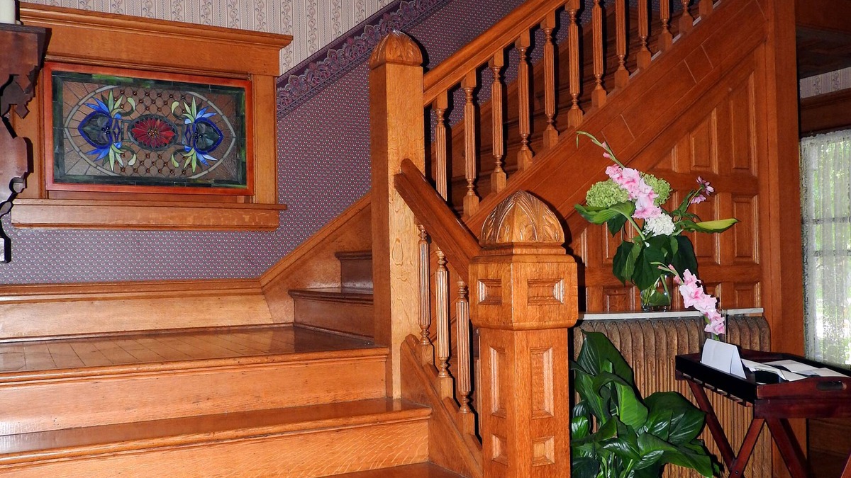 Champaign Bed & Breakfast | Champaign Garden Inn