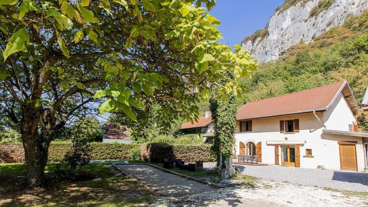 Chindrieux House | Champfleury - Chindrieux