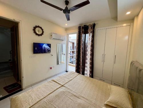 Zirakpur Apartment | Chandigarh Waale, Furnished Stay in Zirakpur