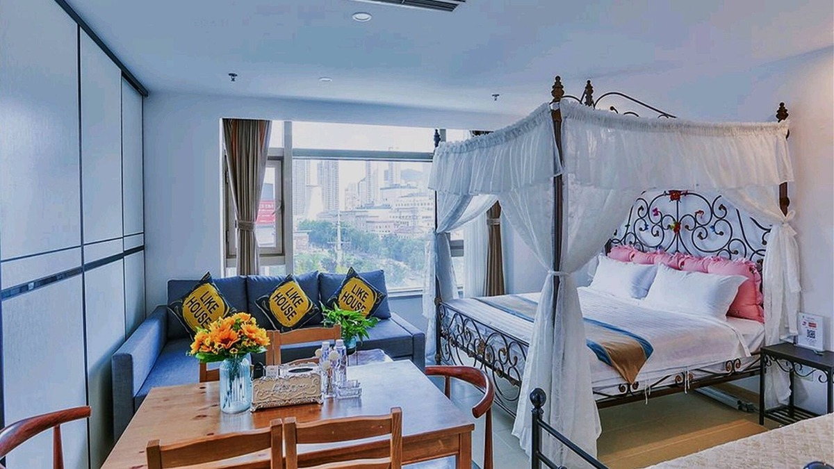Zhong Shan Apartment | Changjiang Dong Metro Apartment