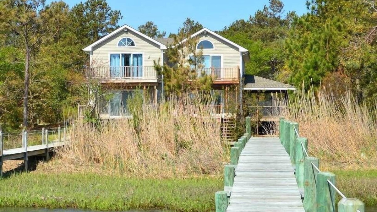 Piney Island House | Channel Watch - Waterfront home w/Private Pier!