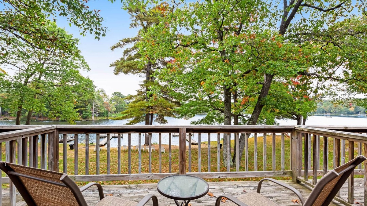 Eagle River Apartment | Chanticleer Inn 53