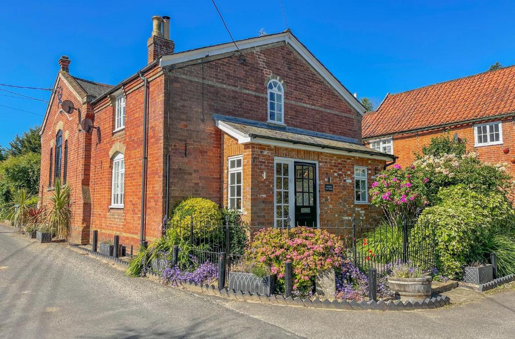 Martlesham Heath House | Chapel Cottage, Newbourne
