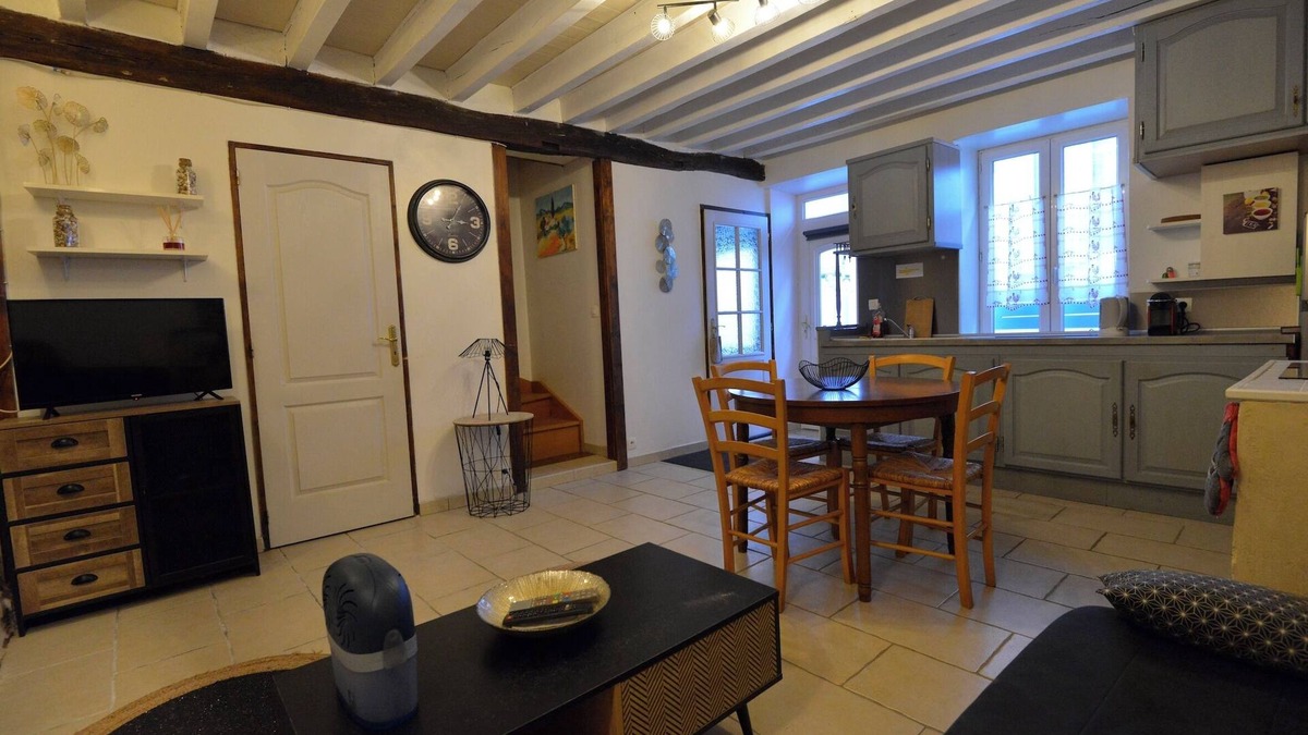 Pouilly-sur-Loire Cottage | Character 300 year old cottage 100 metres from the Loire, sleeps up to 5