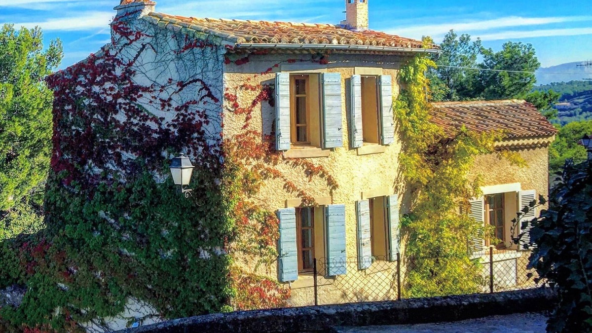 Ventabren House | Character apartment with independent entrance in a beautiful quiet village