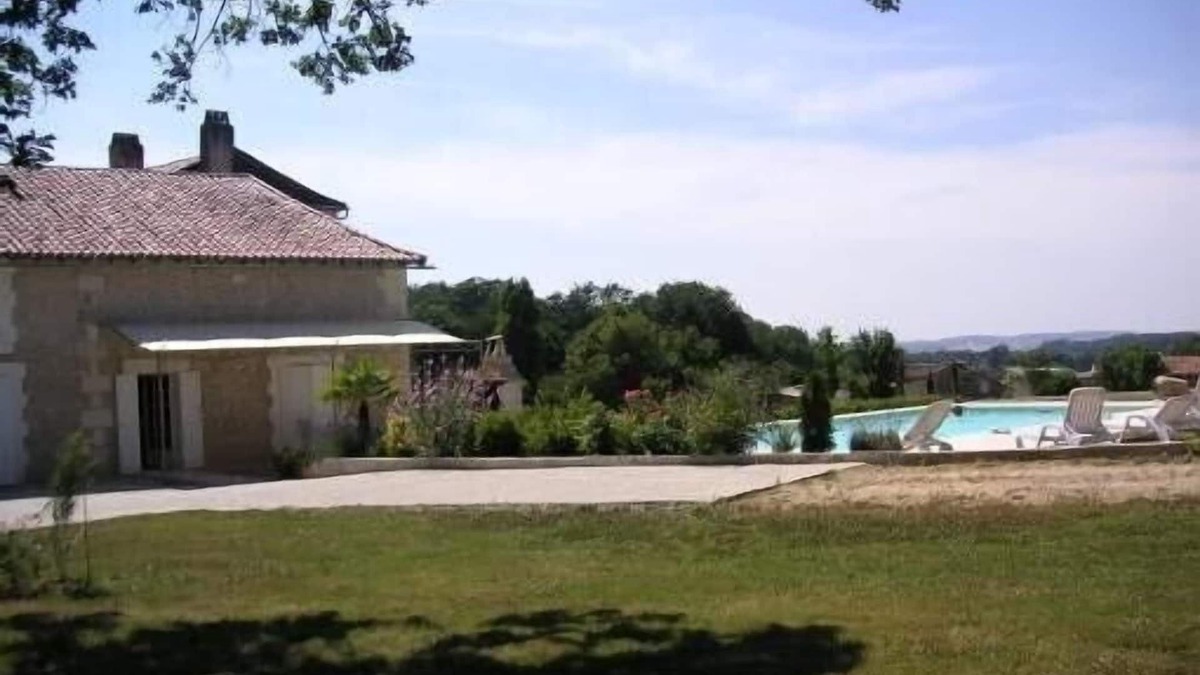 Festalemps Cottage | Character cottage at the gates of Périgord Vert class 4etoiles