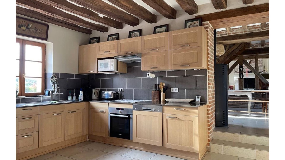 Montrieux-en-Sologne House | Character property in the heart of the woods