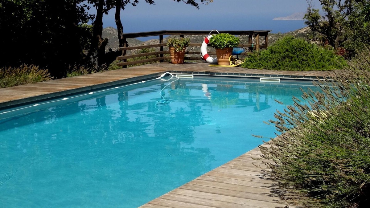 Monticello Other | Character House 1ha with trees, Private Pool, Penthouse.