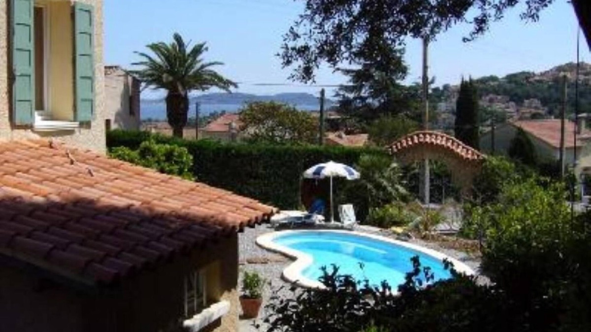Carqueiranne House | Character house with garden and swimming pool