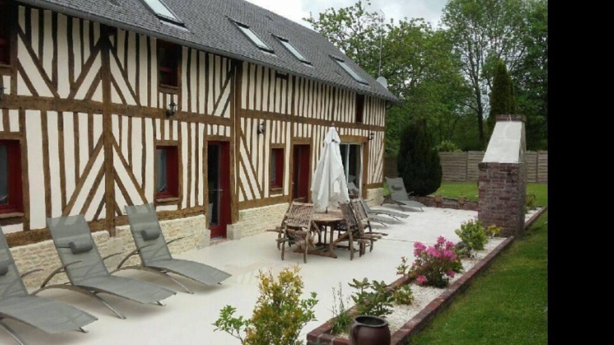 Bonnebosq Cottage | Character house with large plot near Deauville