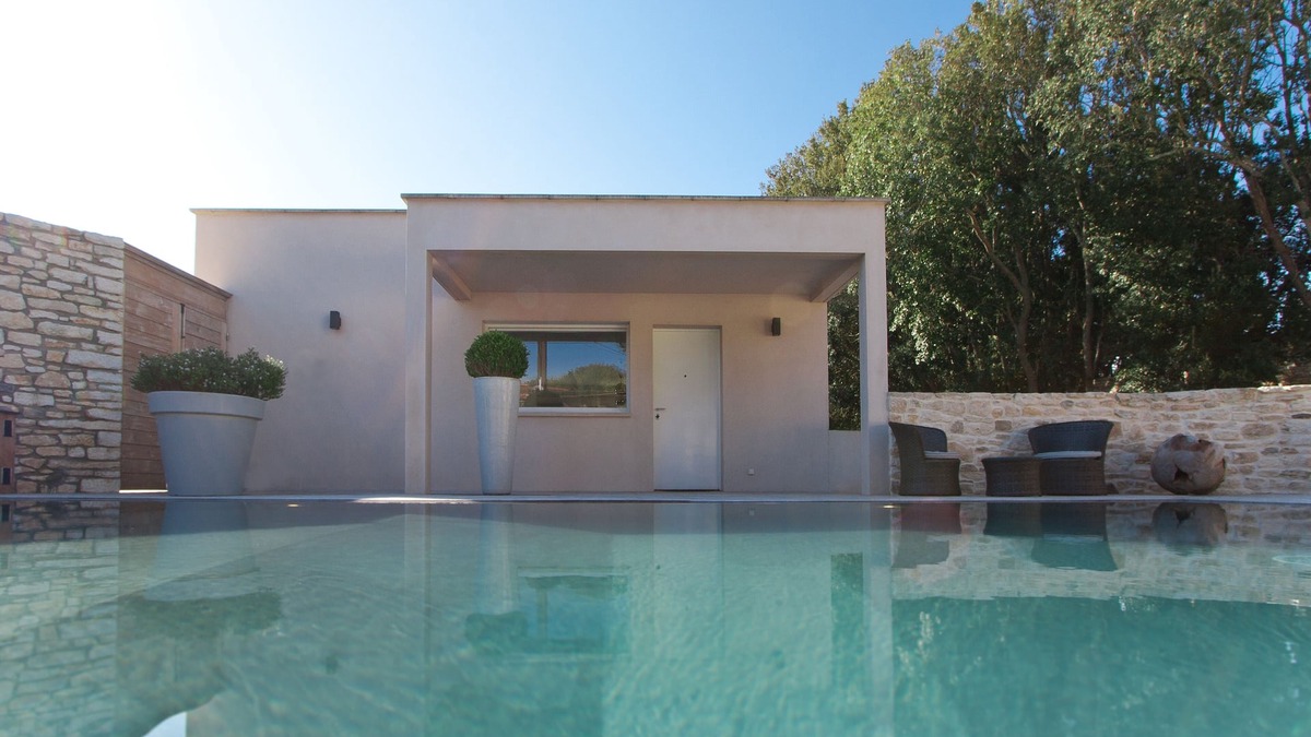 Bonifacio Villa | Character villa in Bonifacio stone-heated swimming pool-