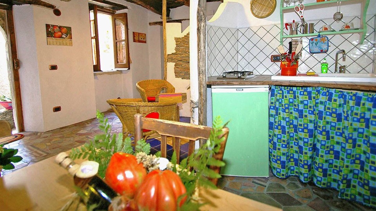 Belmonte Calabro House | Characteristic house in the historic center of Belmonte Calabro, Nature and Culture