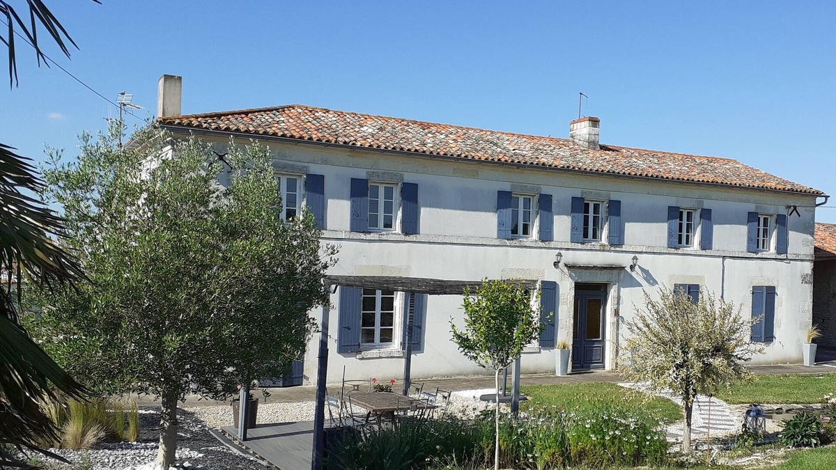 Annezay House | Charente country house