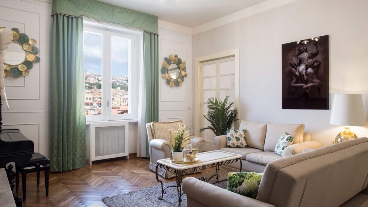 Historical Center Apartment | Charity LARGE RESIDENCES NAPLES