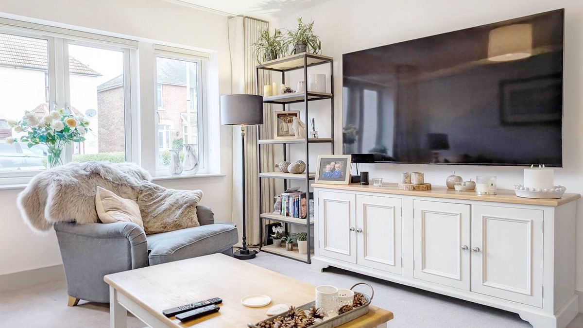 Petersfield Cottage | Charles Street - Petersfield - a town house that sleeps 4 guests in 2 bedrooms