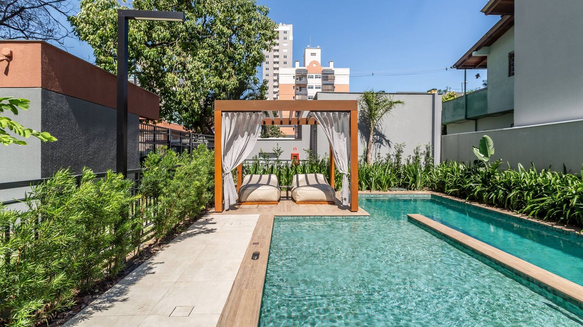 Partenon Apartment | Charlie Connect PUC