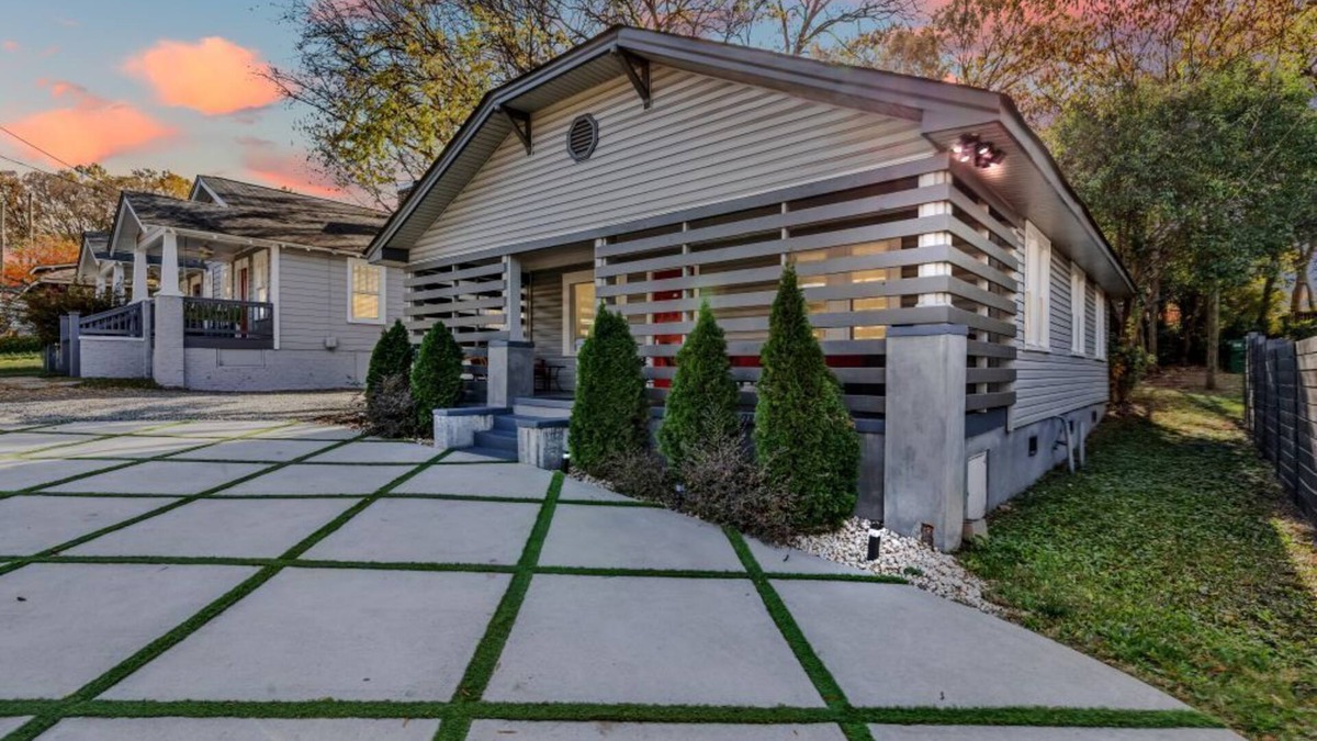 Villa Heights House | Charlotte Luxury Home NoDa