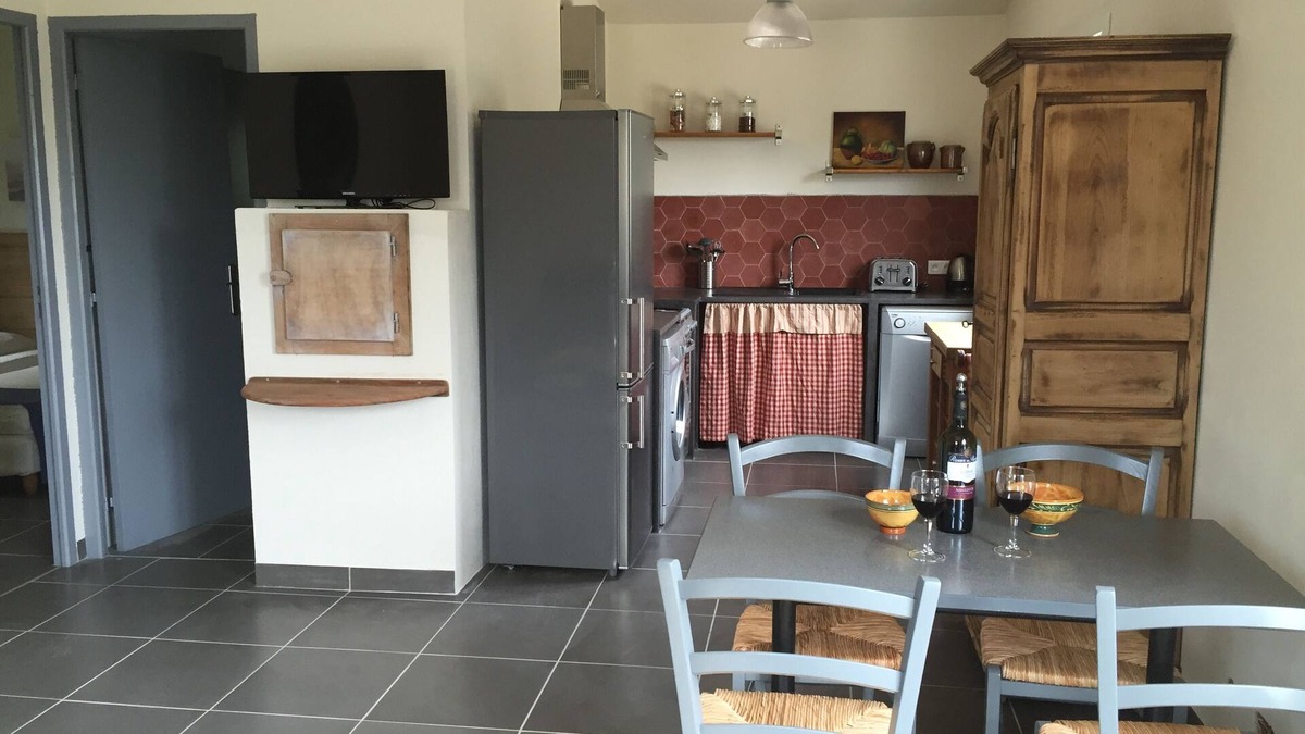 Cargese House | charm and tranquility to 5 minutes from the beaches and the village.