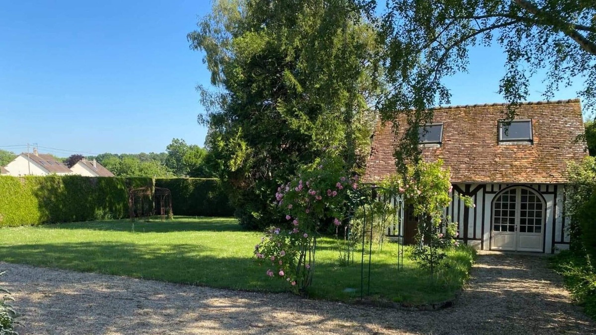 Saint-Arnoult-en-Yvelines House | Charming independent house