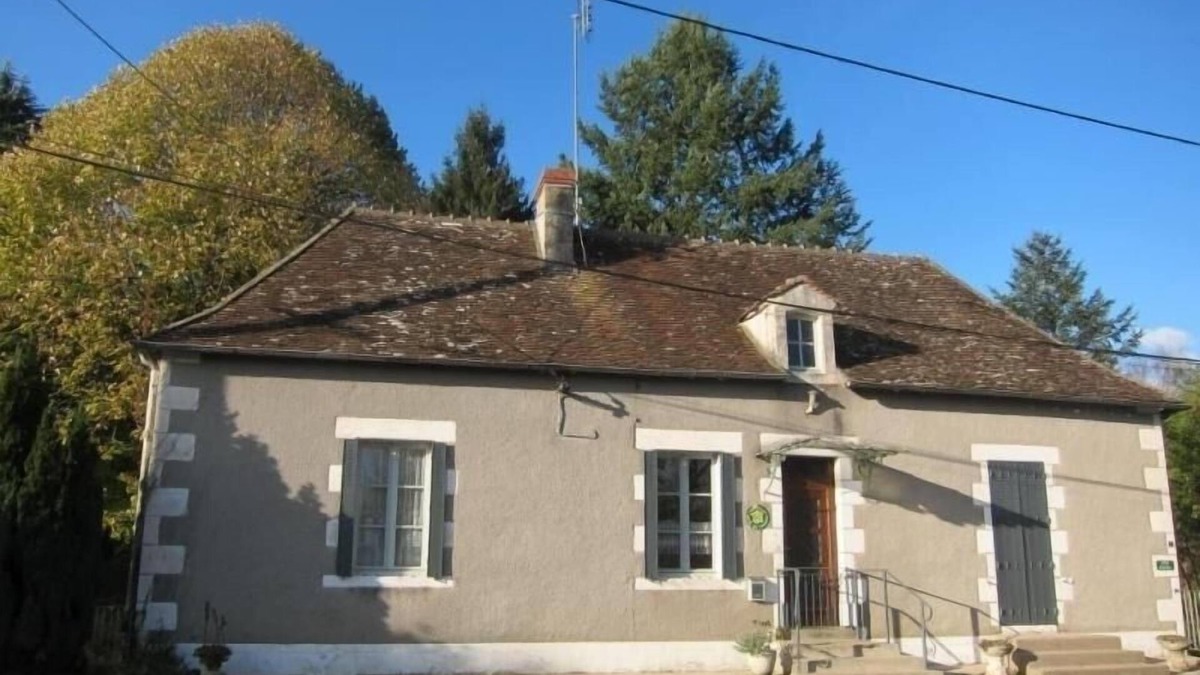 Saint-Hilaire-sur-Benaize Cottage | Charming House in Brenne Park: Garden, River, Close to Vienne, Near Futuroscope