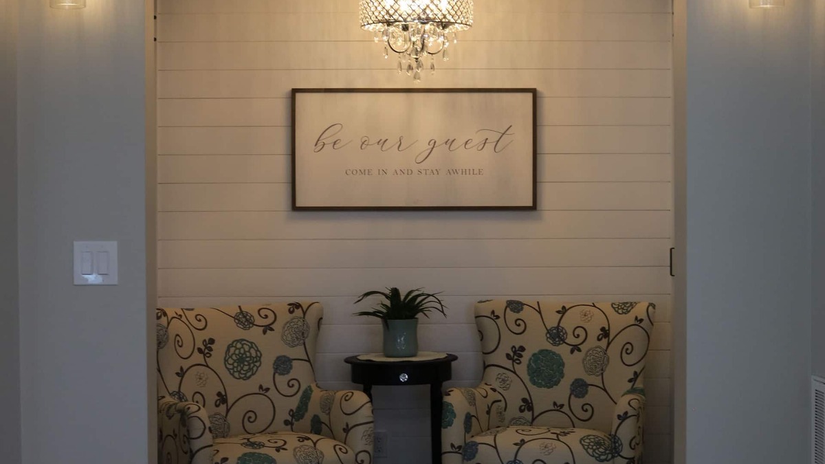 Williamstown House | Charm on the Farm - Barndominium