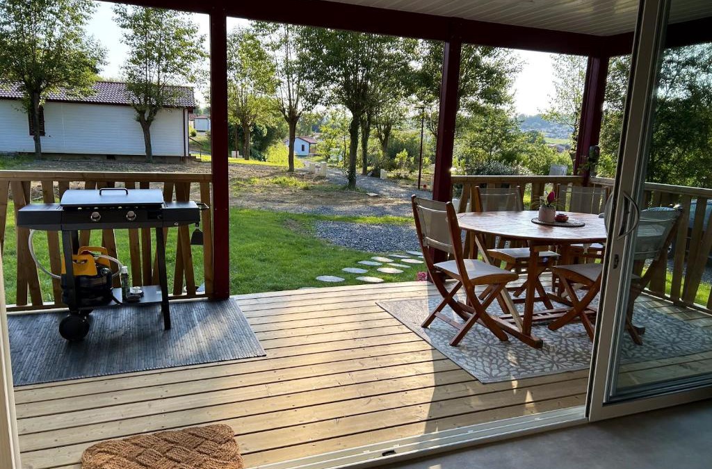Hasparren Ski Chalet | Charmant chalet avec spa à Hasparren, 50 m², piscine partagée