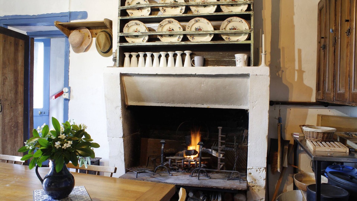 Saint-Maur House | Charmant Cottage, Entouré de Nature et Chevaux Dans le Berry