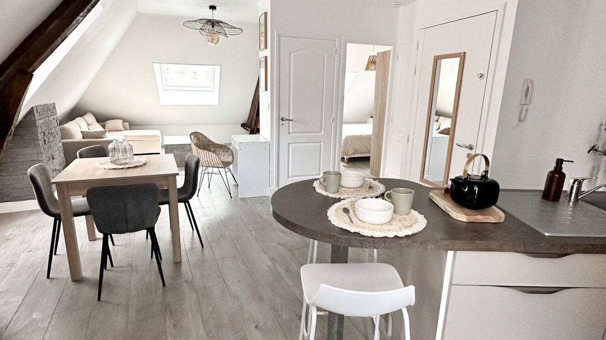 Brive-la-Gaillarde Apartment | Charmant Duplex Dans L'hyper Centre-ville de Brive-la-gaillarde, Refait à Neuf !