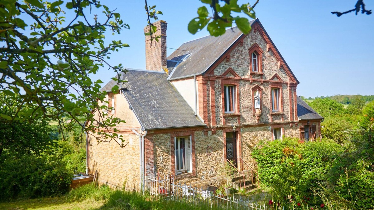 Crouttes House | Charmant Presbytère en Basse-normandie