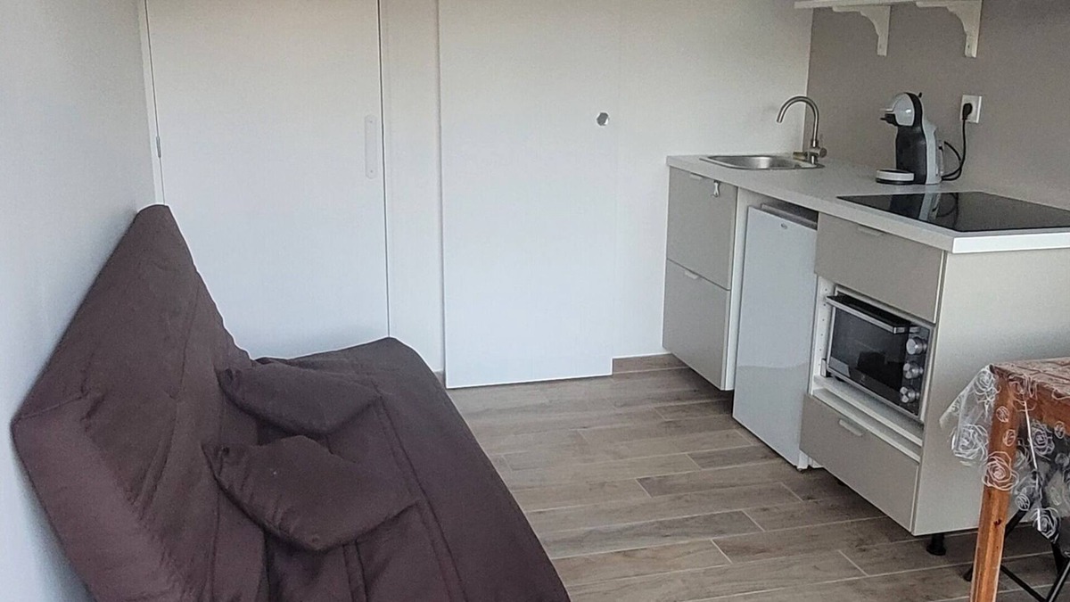 Saint-Denis-de-Pile Apartment | Charmant Studio Avec Terrasse et Accès Jardin