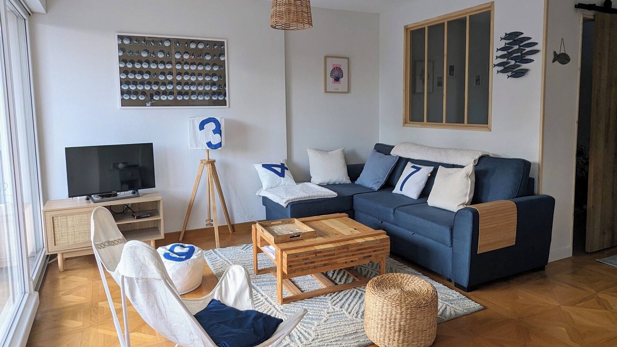 Erquy Apartment | Charmant T3 Résidentiel à 50 m de la Plage, du Port, du Centre et des Commerces