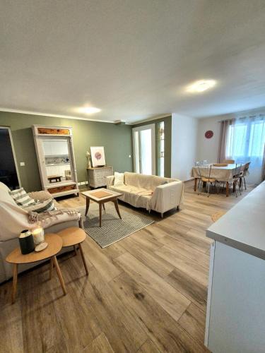 Saint-Hippolyte Apartment | Charmant T4 proche mer