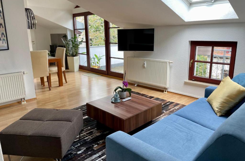 Mitte Apartment | Charmante Dachgeschoss Wohnung