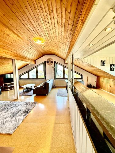 Villmar Apartment | Charmante Ferienwohnung Ziegler mit Pool