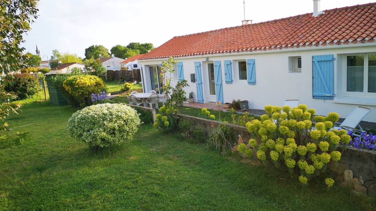 Vaire House | Charmante Longère Rénovée à Vairé, à Proximité des Commerces et 10 mn des Plages