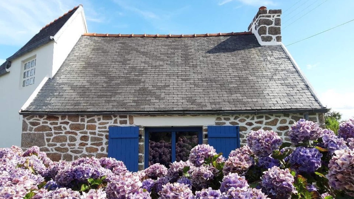 Tredrez-Locquemeau Villa | Charmante Maison Bretonne Près de la mer ; la Villa "laouen"