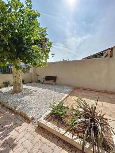 Fos-sur-Mer House | Charmante maison de ville avec jardin, terrasse et terrain de pétanque