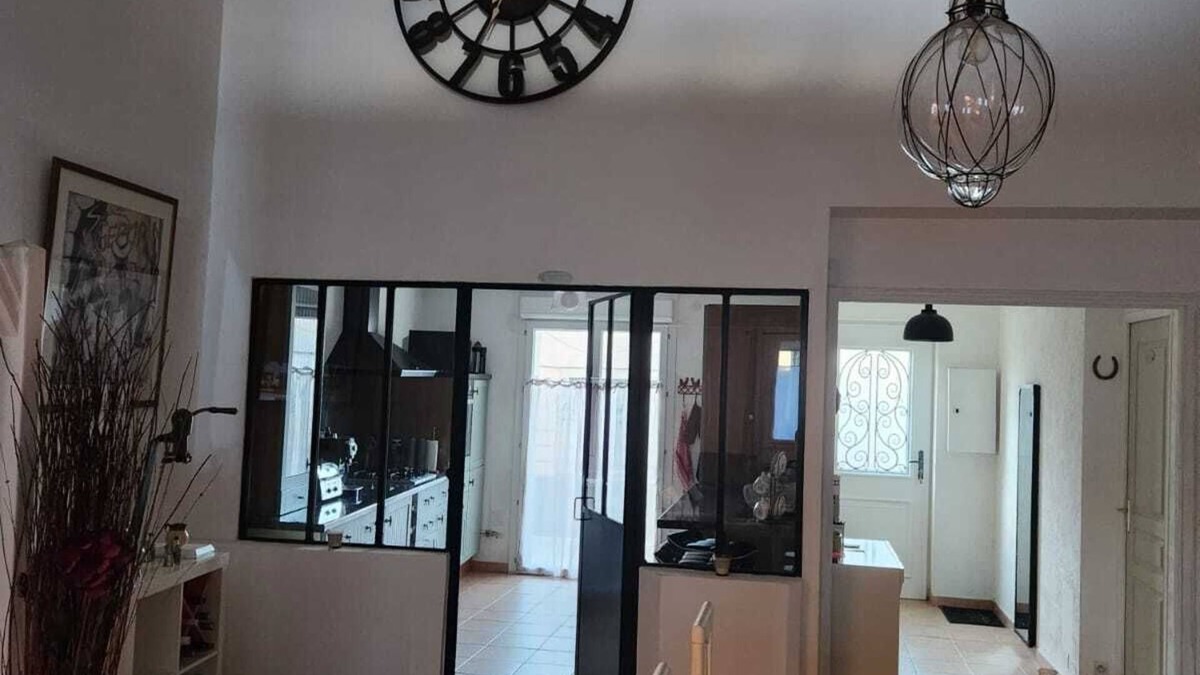 Montblanc House | Charmante Maison de Village Pour 10, à 15 min de la mer - Idéal Familles et Amis
