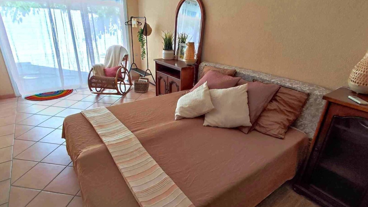 13th Arrondissement Villa | Charmante Suite Avec Jacuzzi au Calme