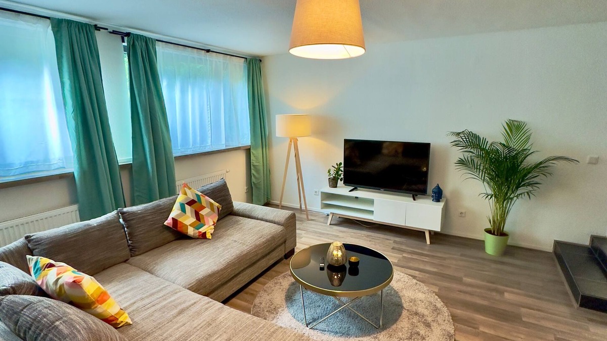 Kaarst Apartment | Charmantes Apartment mit Privatem Parkplatz