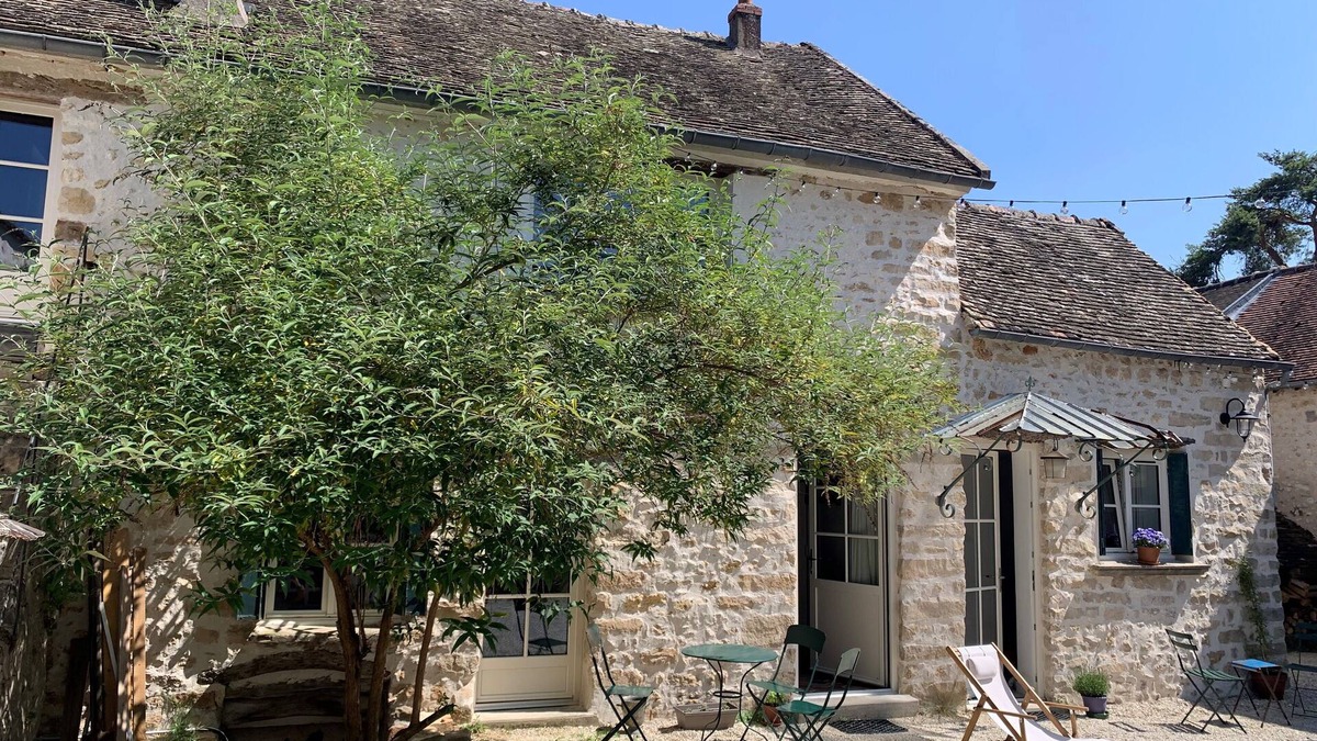 Moigny-sur-Ecole Apartment | Charmantes Renoviertes Haus in Altem Anwesen mit Privatem Innenhof und Parkplatz