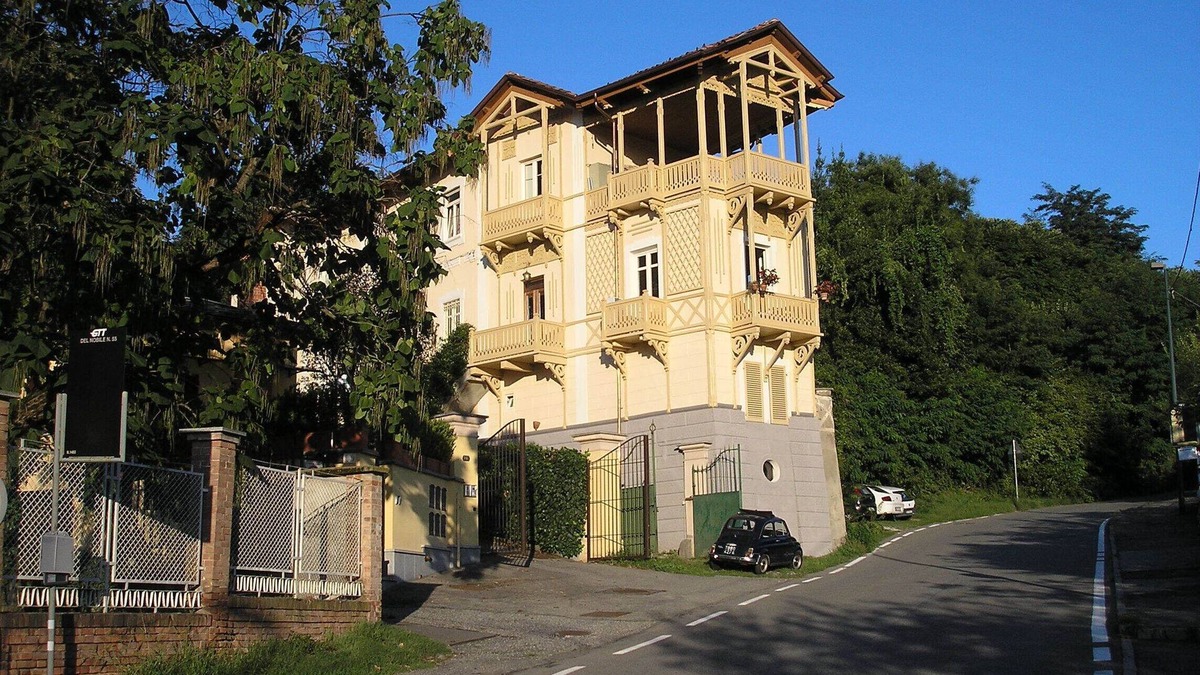 Borgo Po Apartment | CHARME AND RELAX HISTORIC HOUSE ON THE HILL