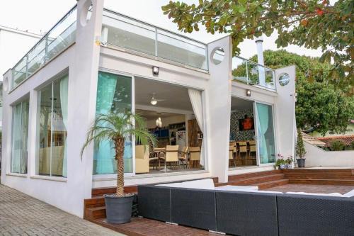 Florianopolis House | Charme, pôr do sol, praia privada. Exclusividade.